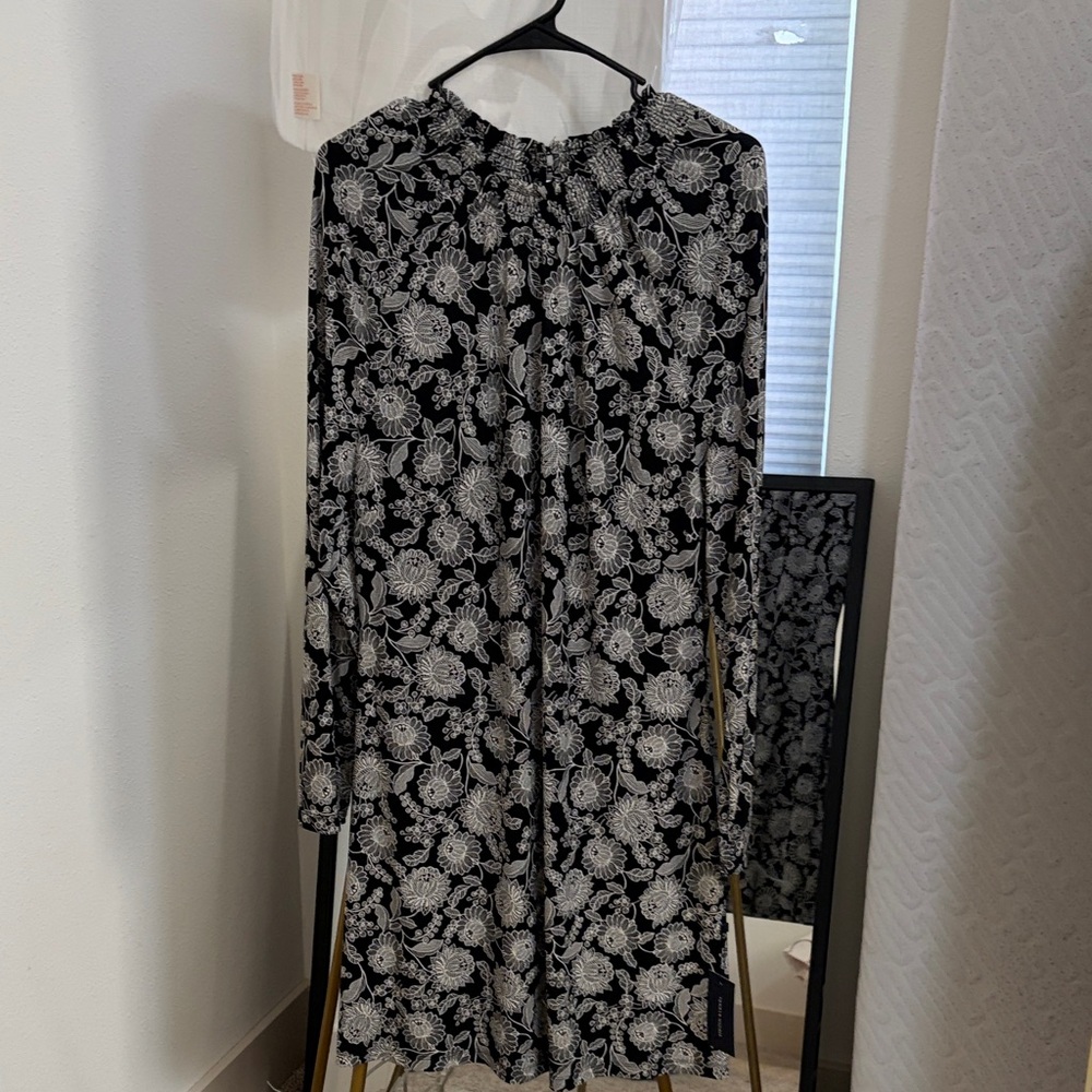 Tommy Hilfiger Black and White Floral Long Sleeve Dress